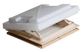 okno 28x28 z moskitierą.jpg